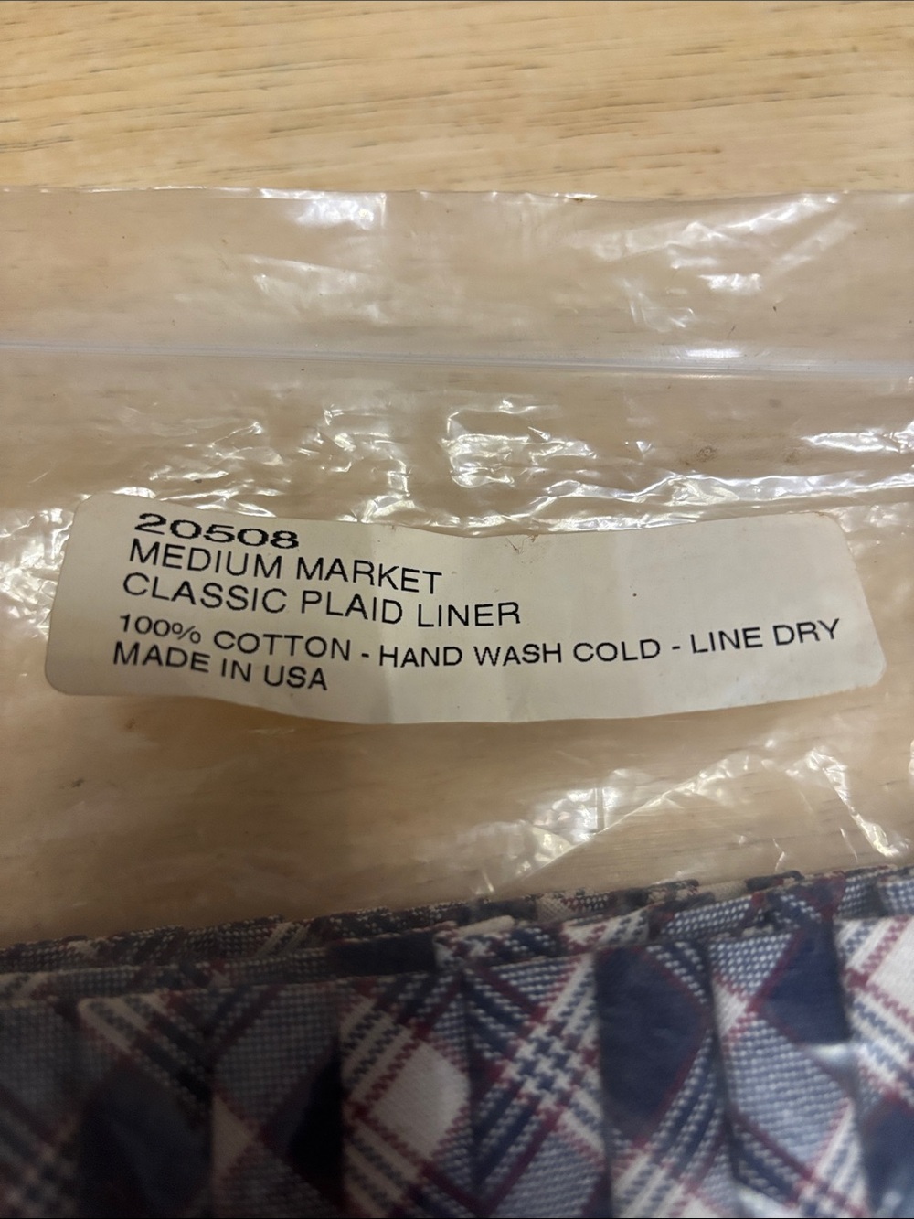 Longaberger Medium Market Classic Plaid Liner Navy & White with Red Accents NIB - Picture 2 of 2